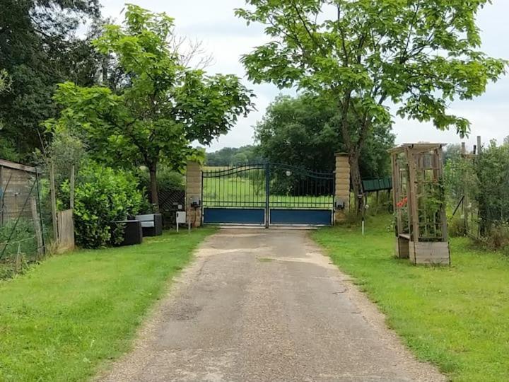 Belle Maison Du Quercy Septfonds Exterior foto